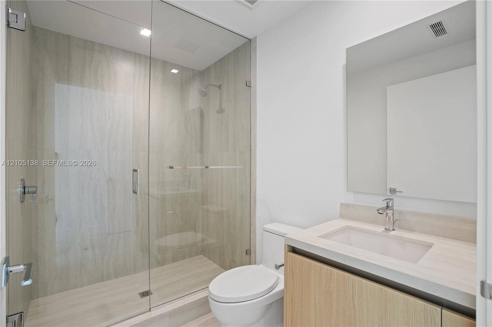 2411 Laguna Circle, #1505, North Miami, FL 33181 Photo 19