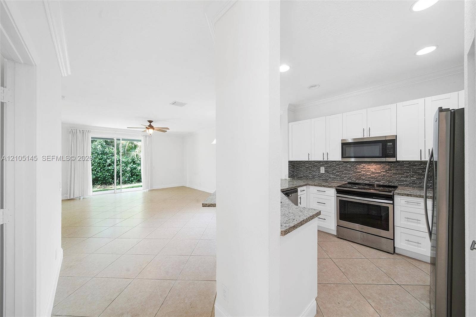 1058 Golden Cane Drive, Weston, FL 33327 Photo 6