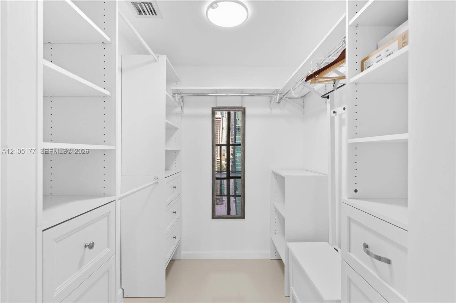 475 Brickell Avenue, #2414, Miami, FL 33131 Photo 28