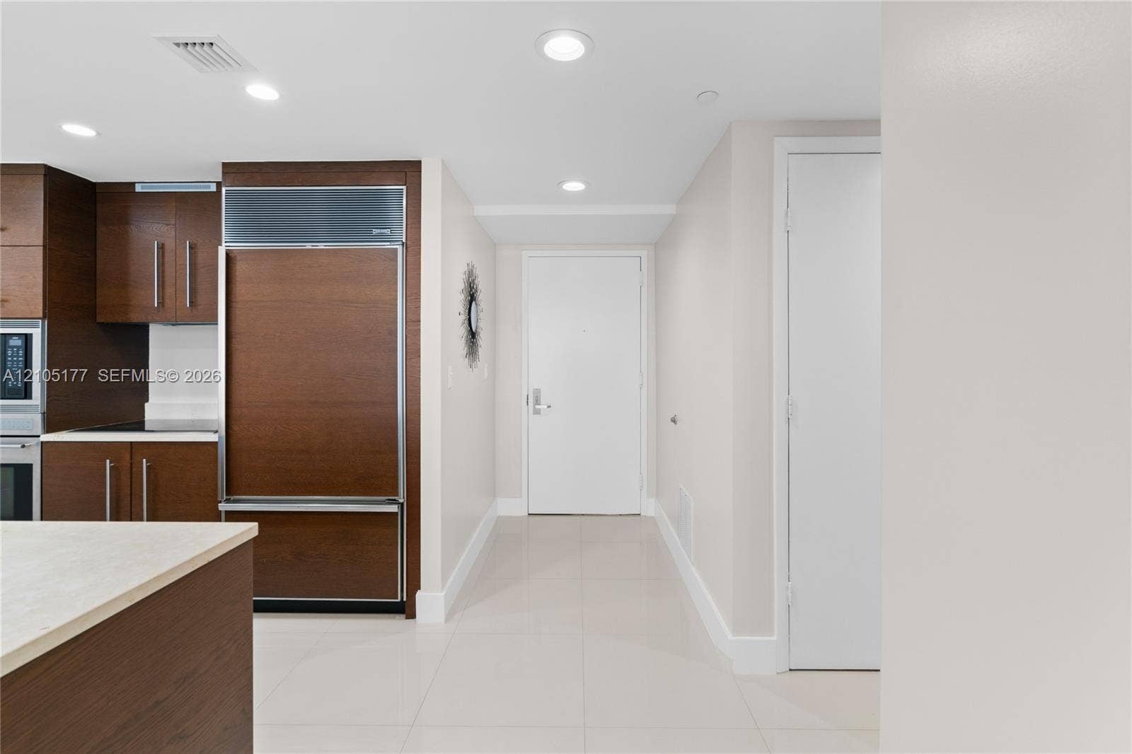 475 Brickell Avenue, #2414, Miami, FL 33131 Photo 20