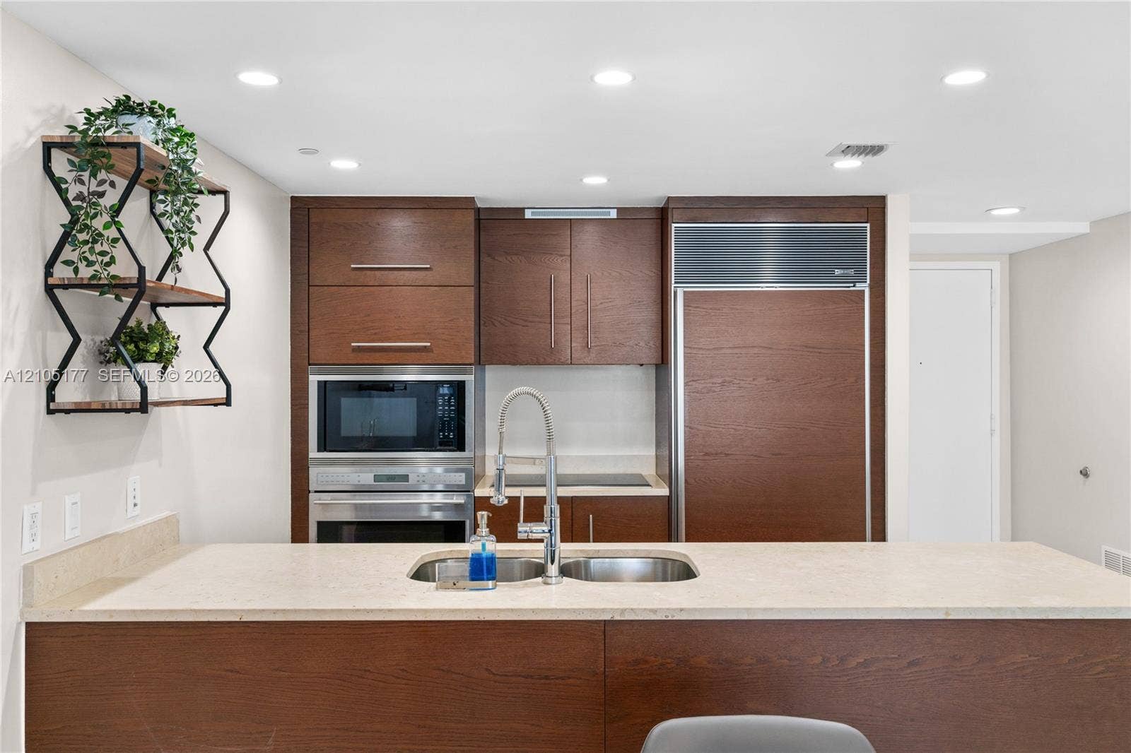 475 Brickell Avenue, #2414, Miami, FL 33131 Photo 19