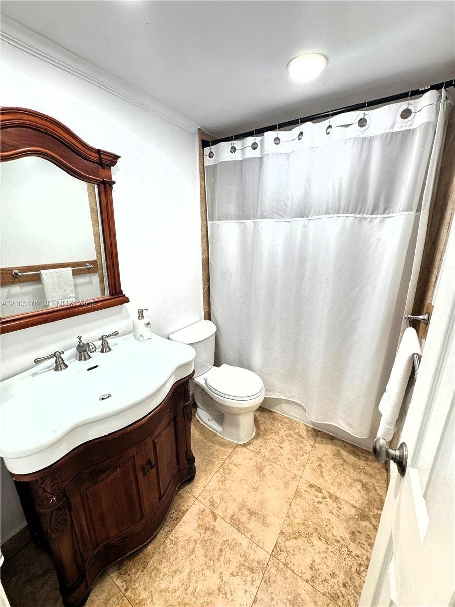 3801 S Ocean Drive, #10G, Hollywood, Hollywood, FL 33019 full bath with tub/shower