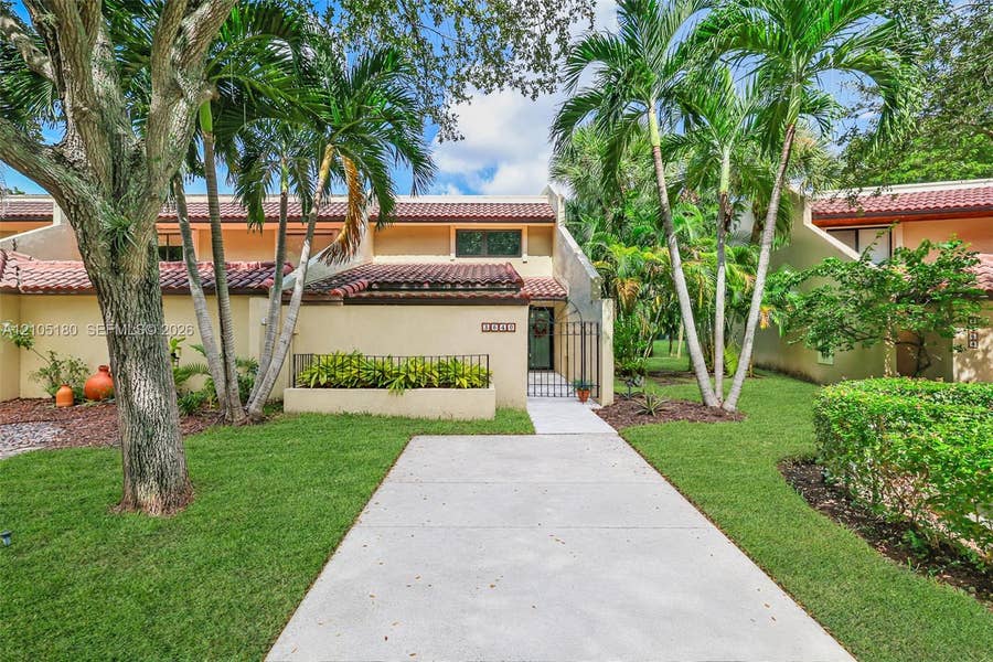 Property photo for 3840 Alcantara Avenue, #71E, Doral, FL