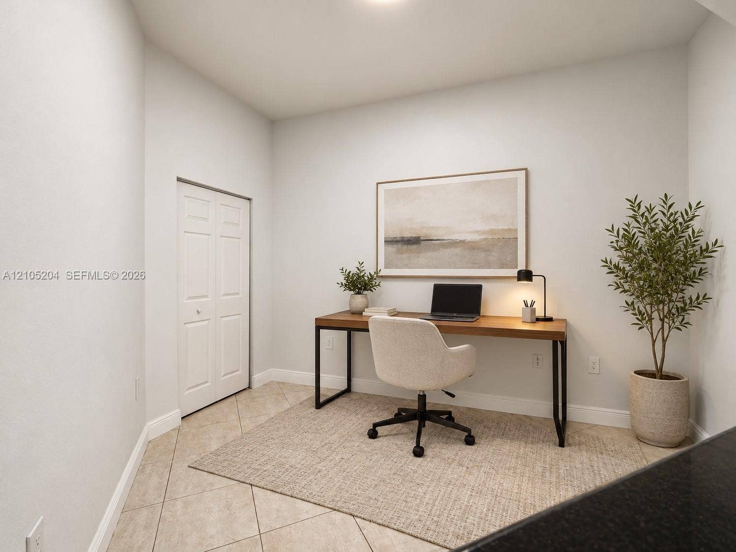 140 S Dixie Highway, #1008, Hollywood, Hollywood, FL 33020 Den area with closet