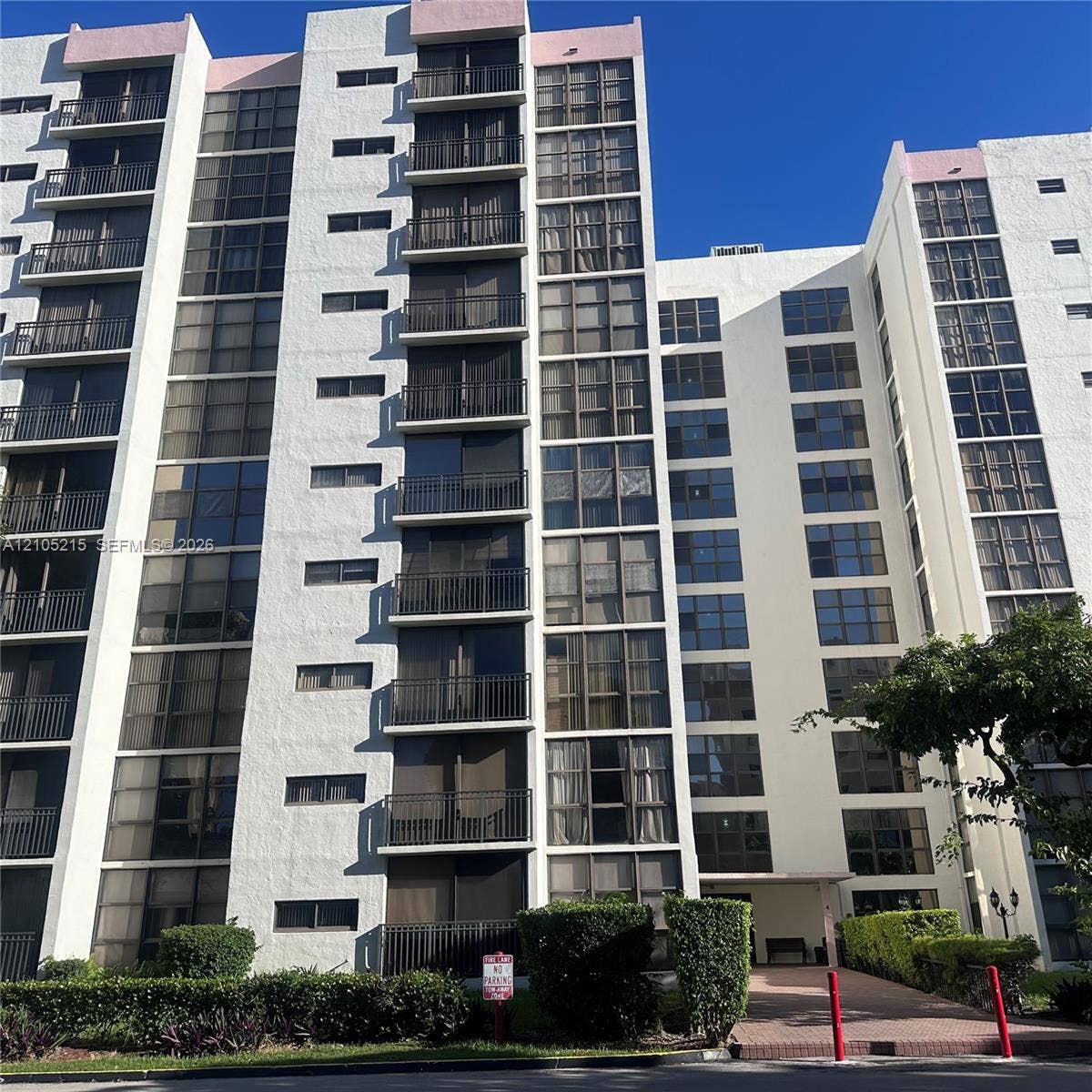 17021 N Bay Road, #114, Sunny Isles Beach, Sunny Isles Beach, FL 33160 Photo 2