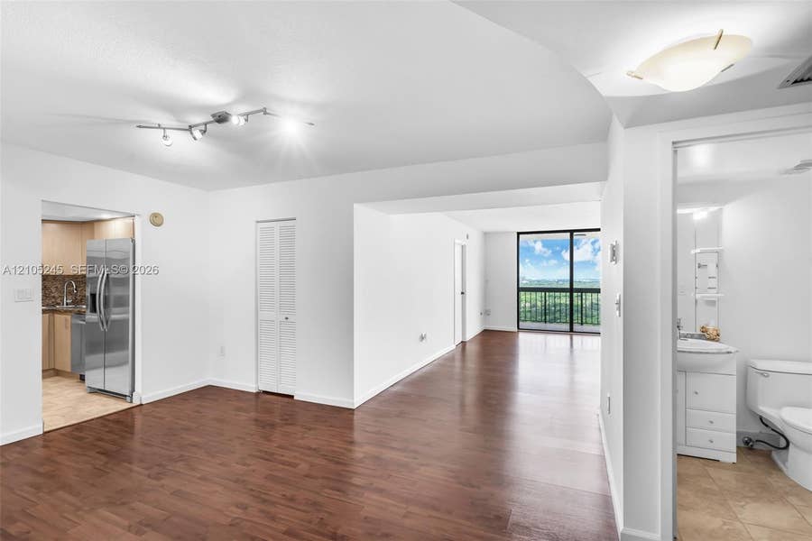Property photo for 2333 Brickell Avenue, #2708, Miami, FL