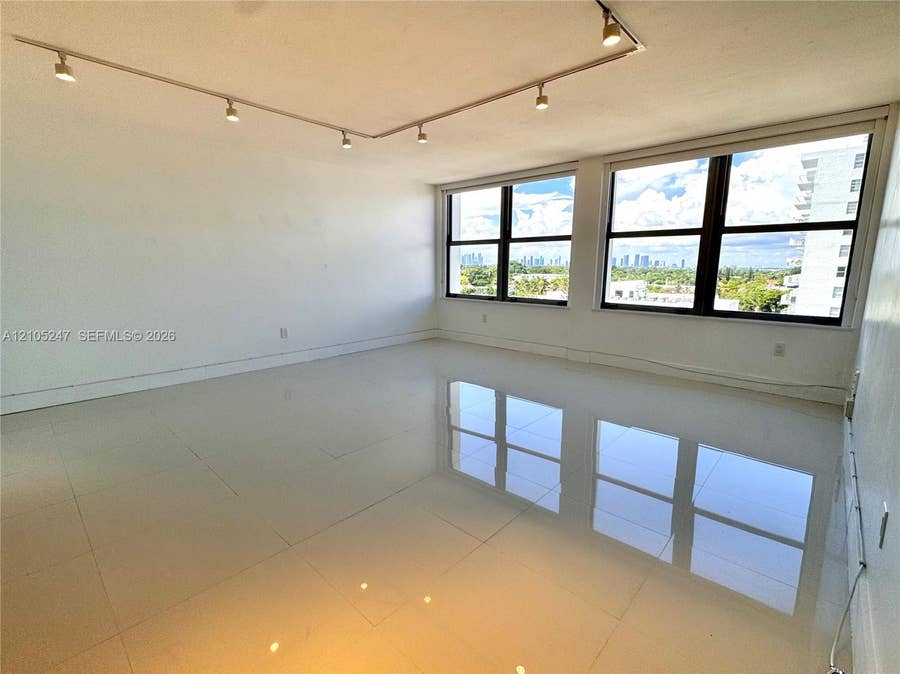 Property photo for 2899 Collins Avenue, #904, Miami Beach, FL