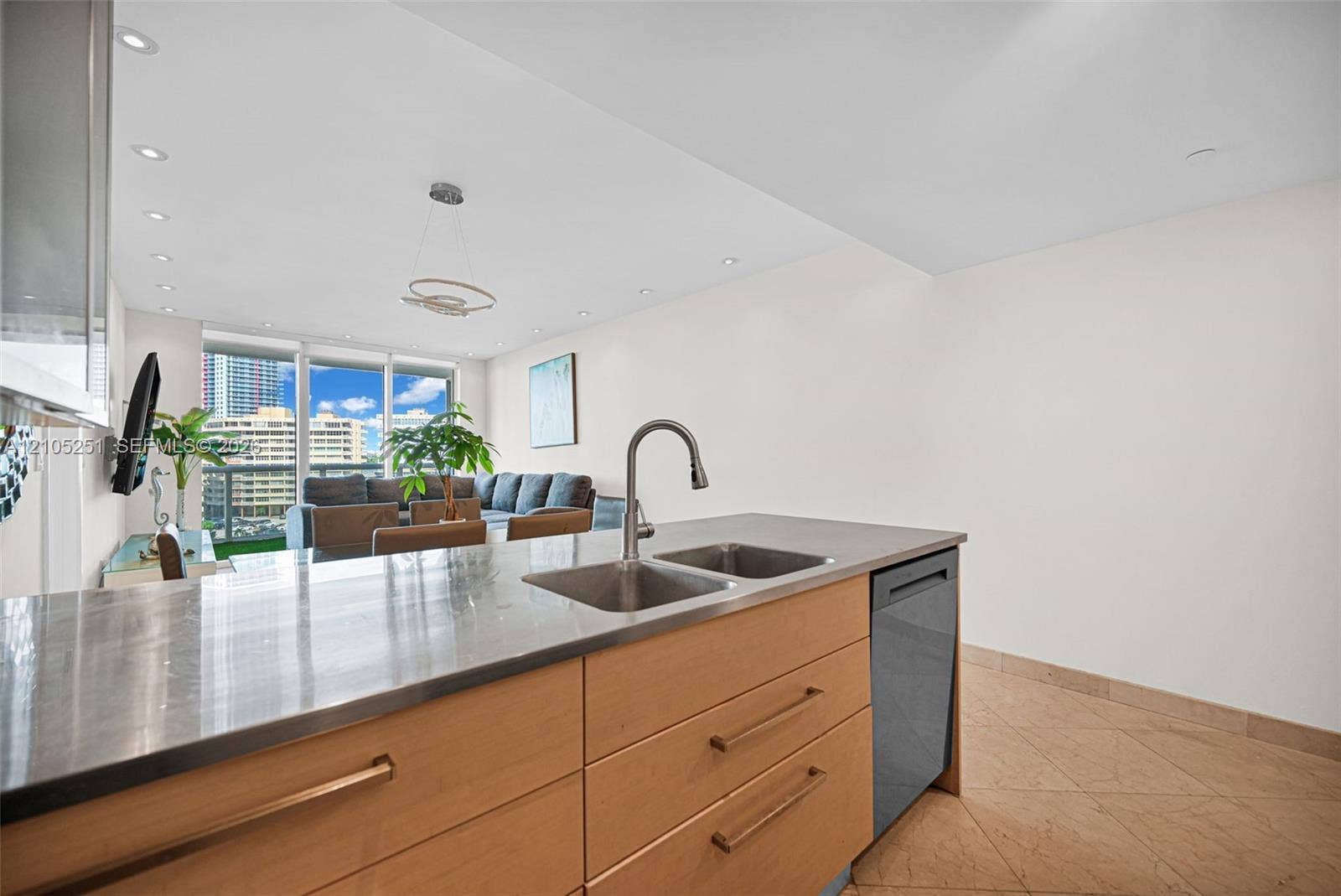 1850 S Ocean Drive, #706, Hallandale Beach, FL 33009 Photo 9