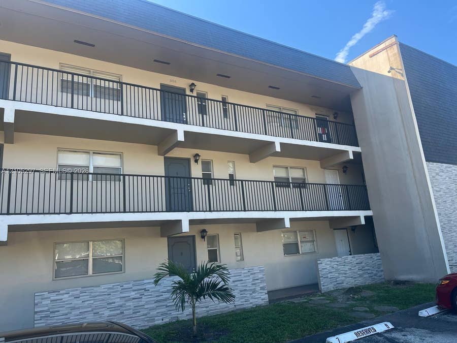 Property photo for 7910 N Colony Circle N, #105, Tamarac, FL
