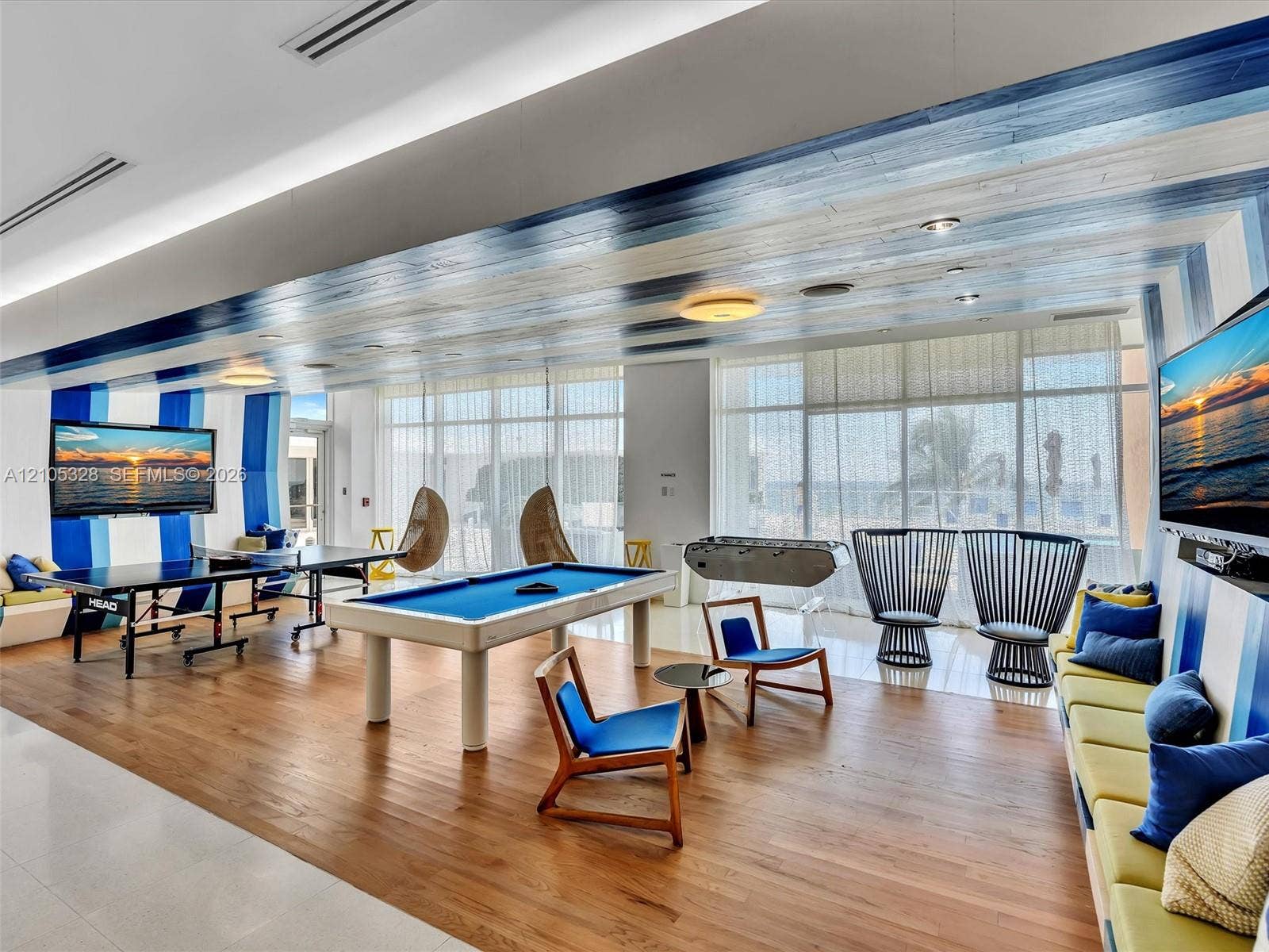 3951 S Ocean Drive, #1901, Hollywood, FL 33019 Discover Apogee's beautifully designed recreational spaces, offering residents a variety of inviting settings to relax, socialize, and enjoy an elevated lifestyle.