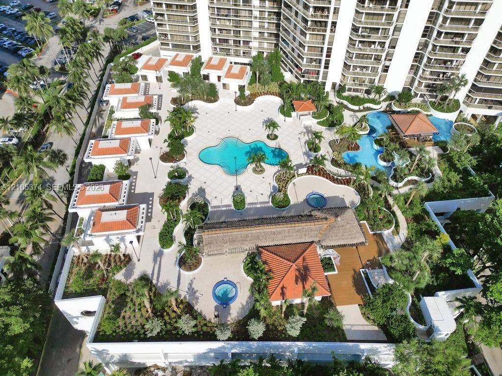 20281 E Country Club Drive, #2409, Aventura, FL 33180 Photo 4