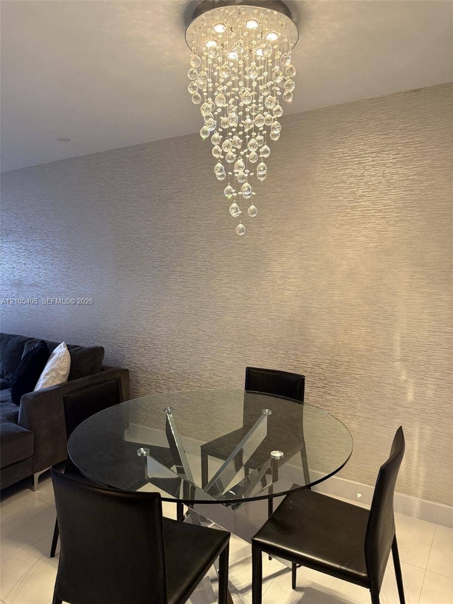 17570 Atlantic Boulevard, #119, Sunny Isles Beach, FL 33160 Recessed crystal chandelier