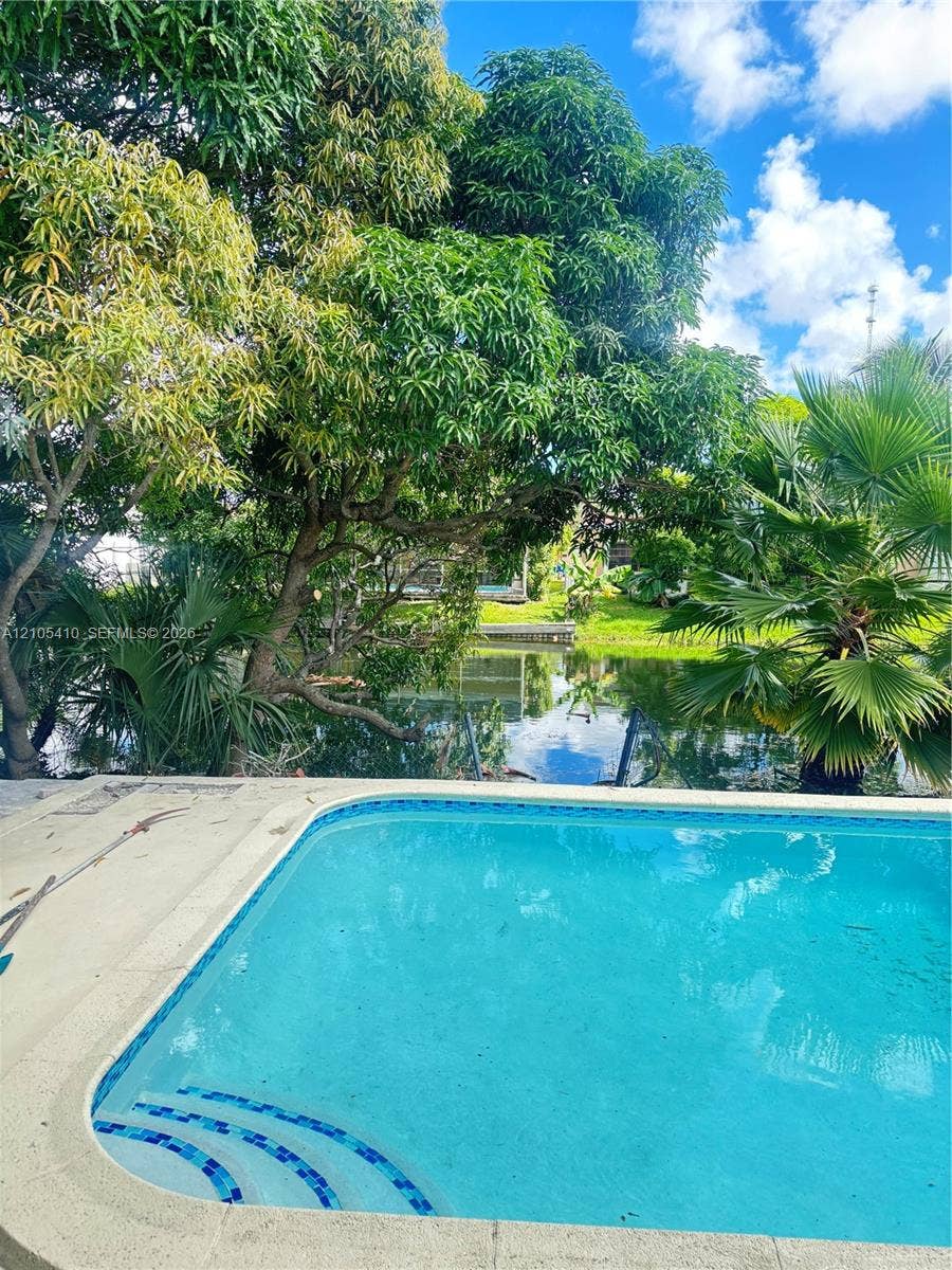 Property photo for 3905 SW 67th Terrace, Miramar, FL