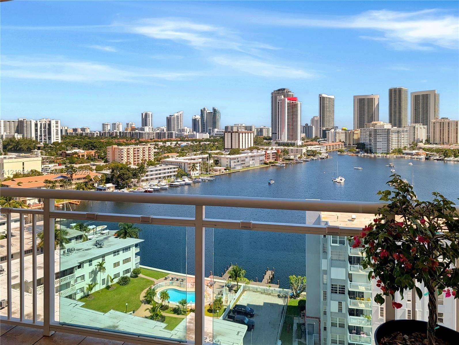 437 Golden Isles Drive, #15F, Hallandale Beach, FL 33009 Photo 18