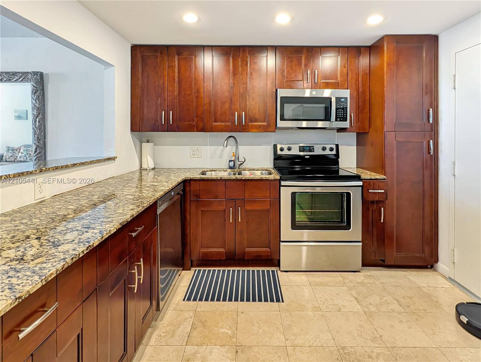 437 Golden Isles Drive, #15F, Hallandale Beach, FL 33009 Photo 6