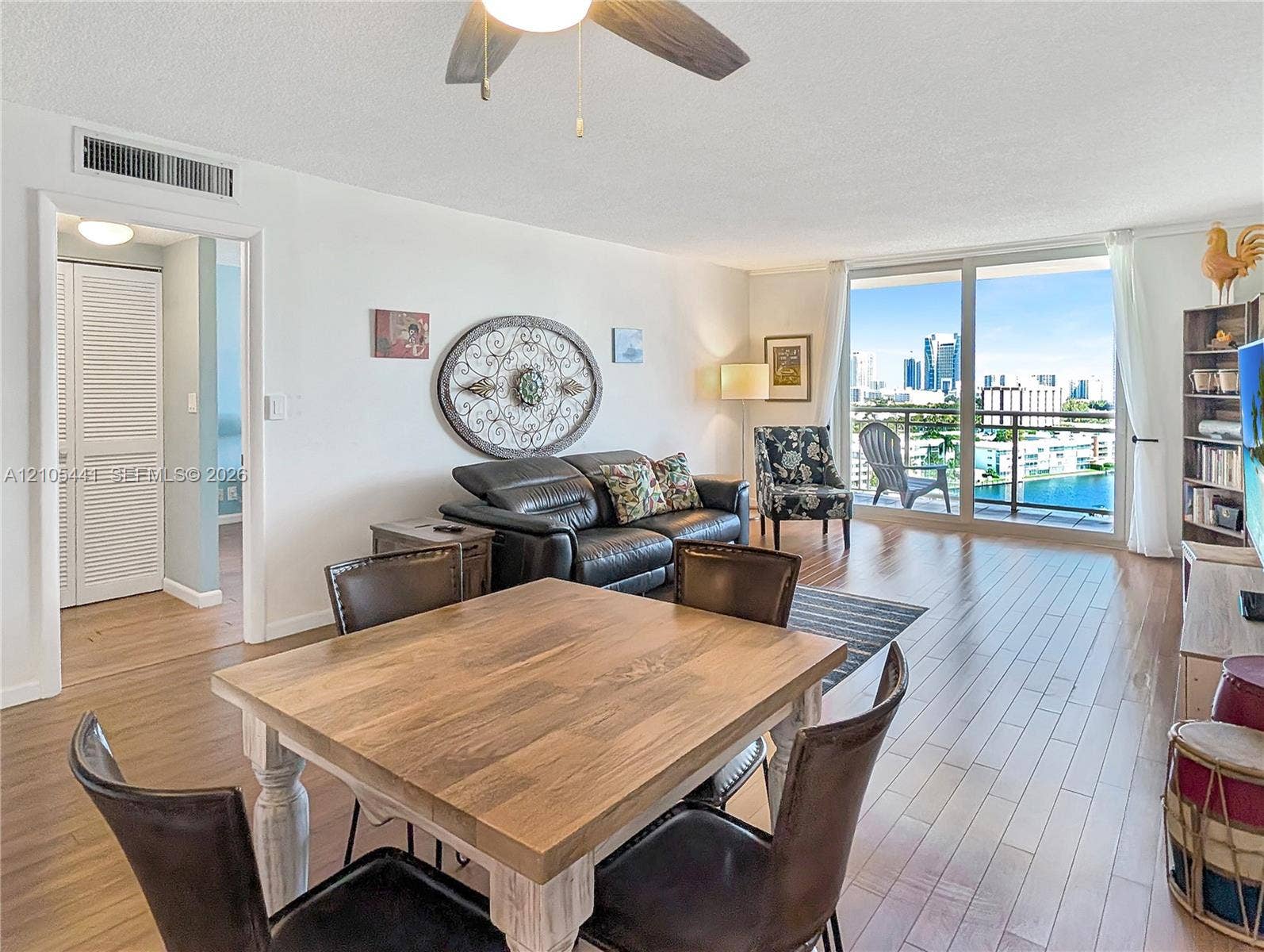 437 Golden Isles Drive, #15F, Hallandale Beach, FL 33009 Photo 3
