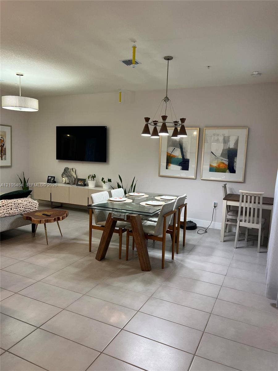 4745 NW 84th Court, #20, Doral, FL 33166 Additional content