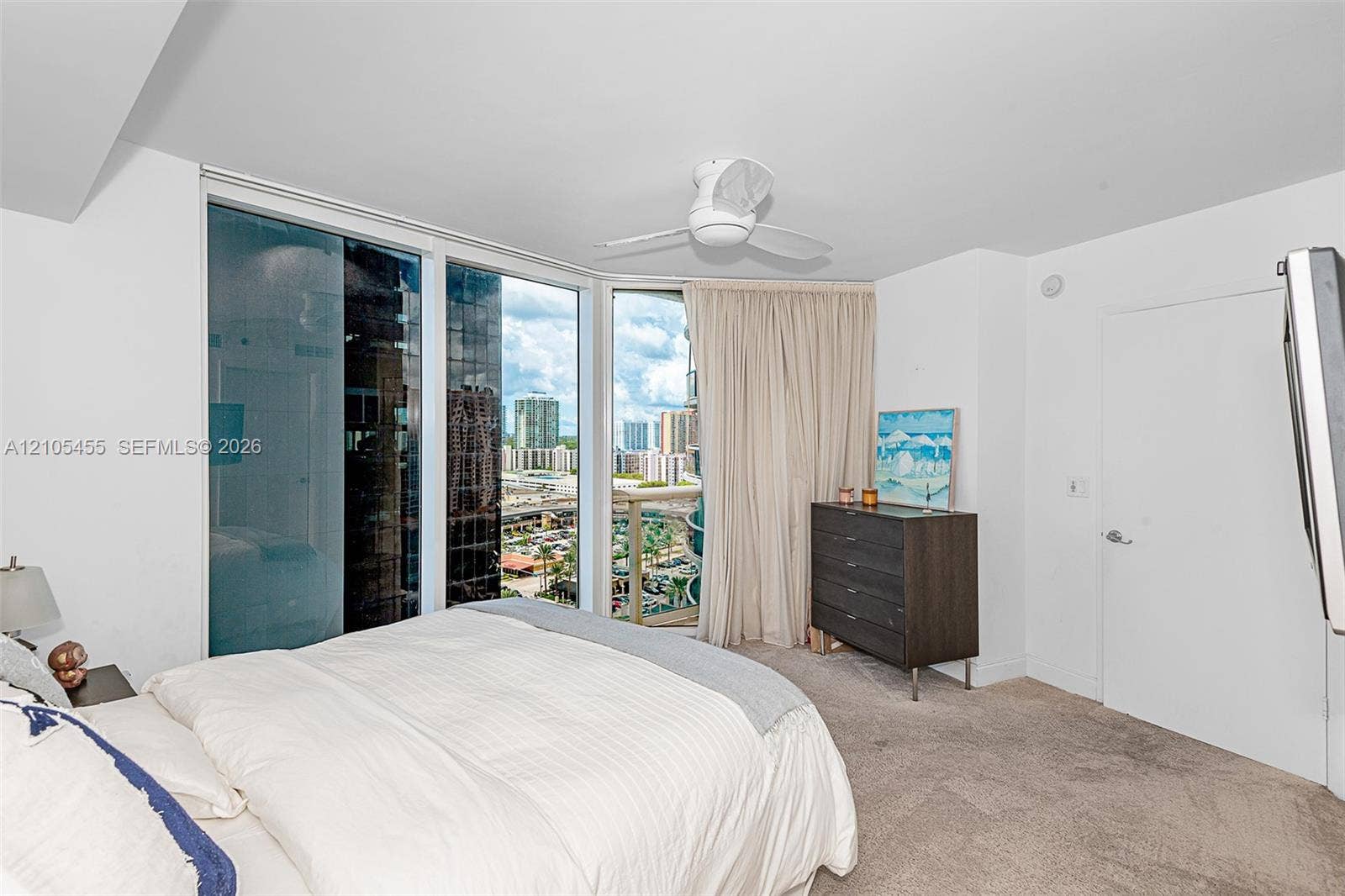 17201 Collins Avenue, #1603, Sunny Isles Beach, Sunny Isles Beach, FL 33160 Photo 19