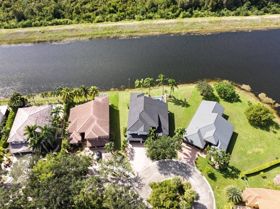 Aerial View of front w/camera facing NW