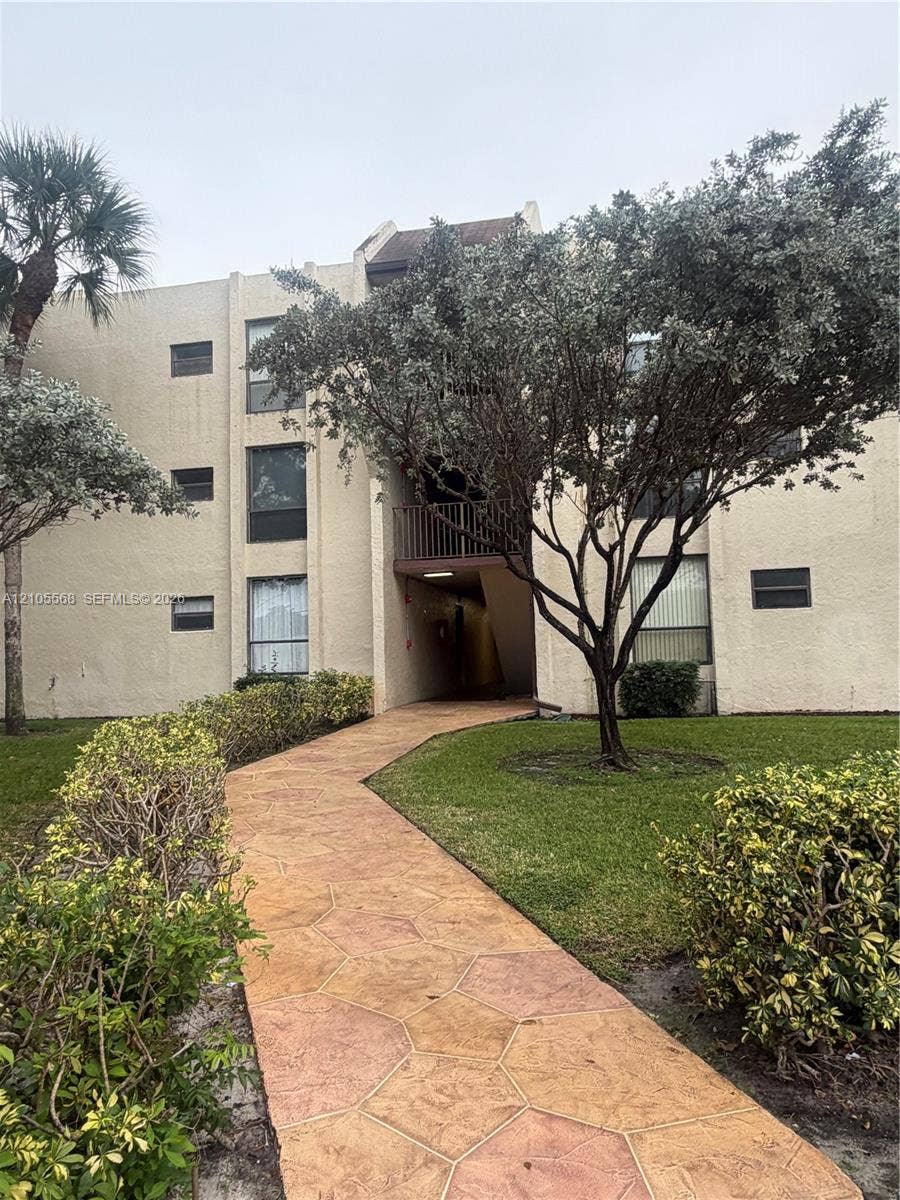 Property photo for 8050 W Mcnab Road, #121, Tamarac, FL