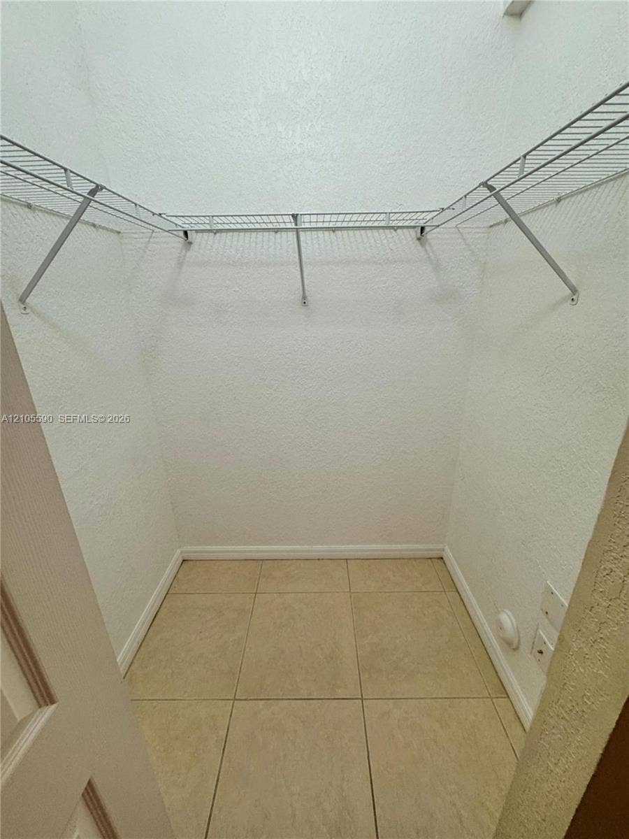 3942 SW 48th Avenue, Pembroke Park, FL 33023 Photo 8
