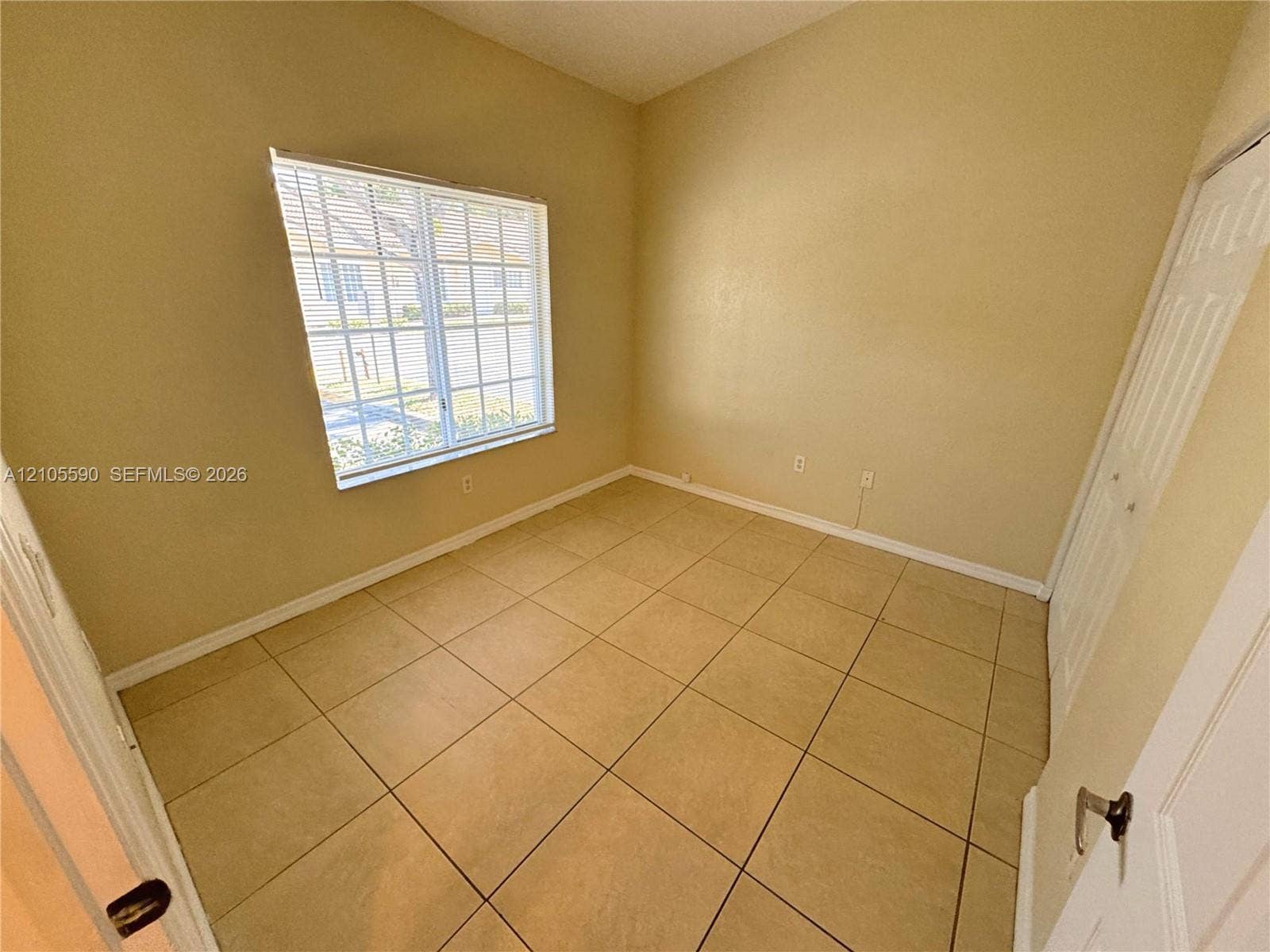 3942 SW 48th Avenue, Pembroke Park, FL 33023 Photo 5