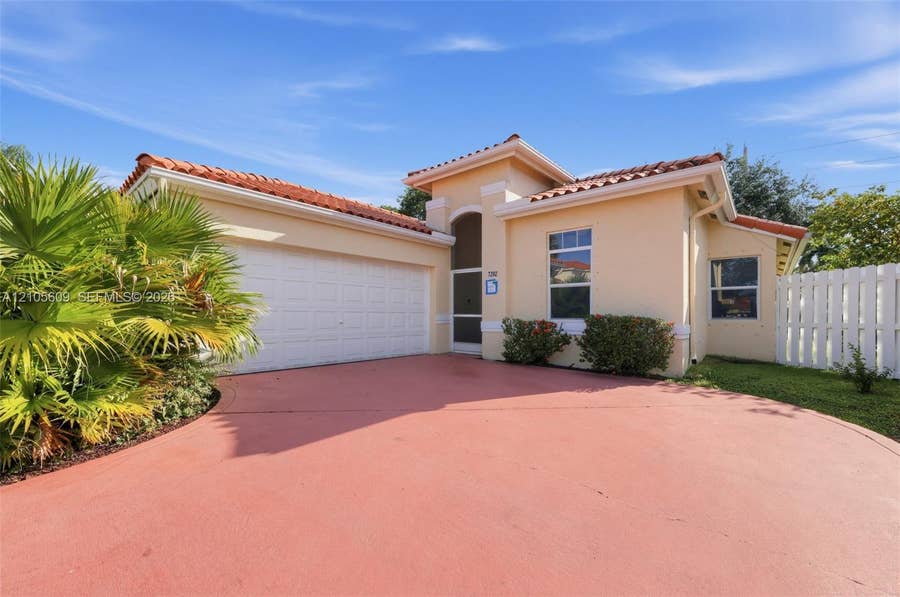 Property photo for Lake Worth, FL