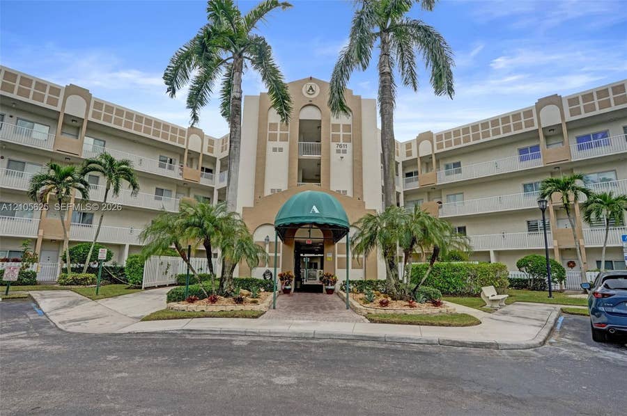 Property photo for 7611 Southampton Terrace, #213, Tamarac, FL