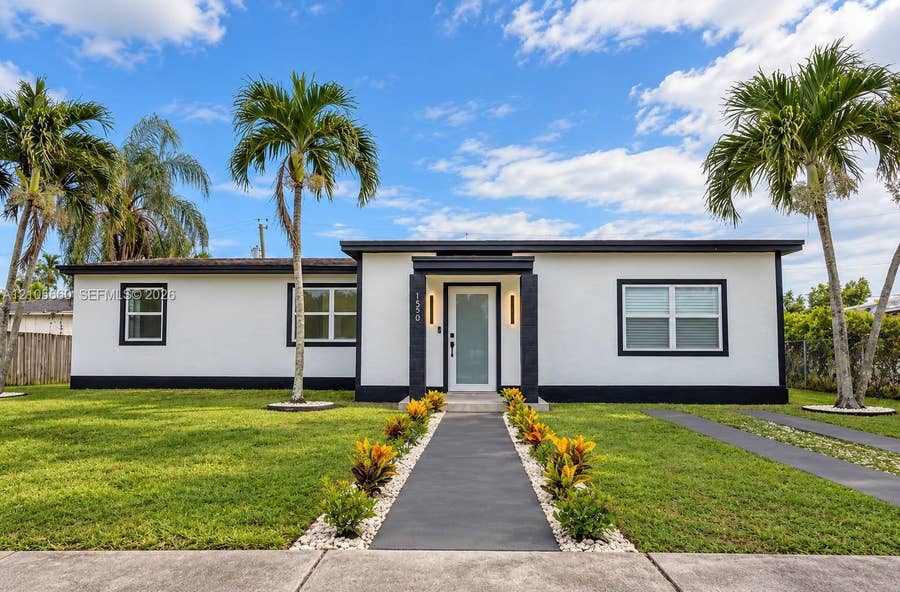 Property photo for 1550 NE 9th Court, Homestead, FL