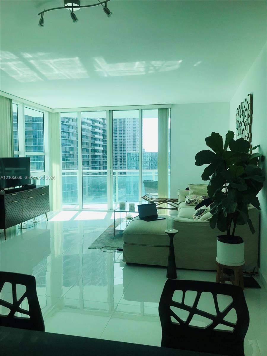 Property photo for 951 Brickell Avenue, #2410, Miami, FL