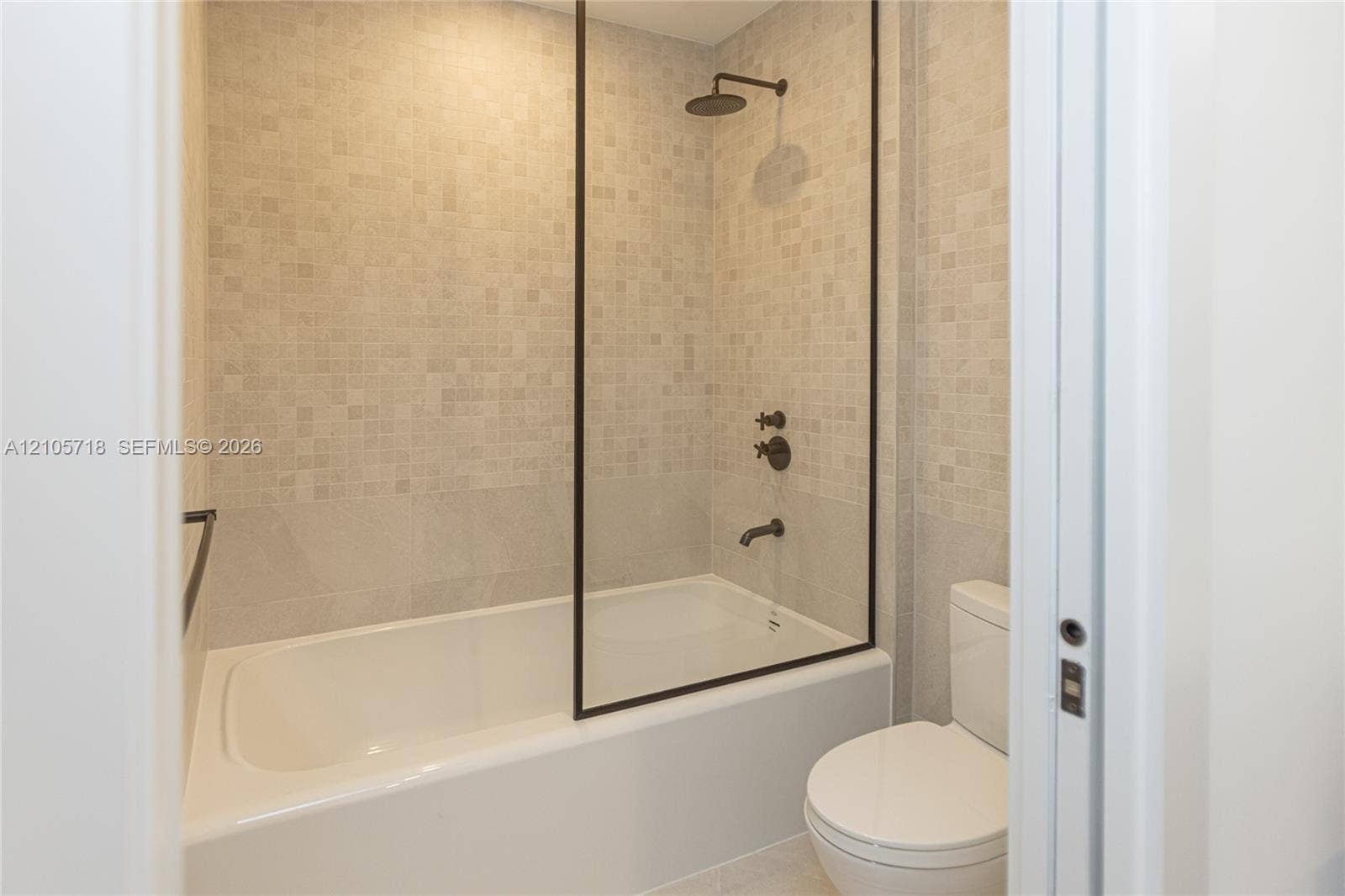 2200 Brickell Avenue, #GV16, Miami, FL 33129 3rd bathroom upstairs
