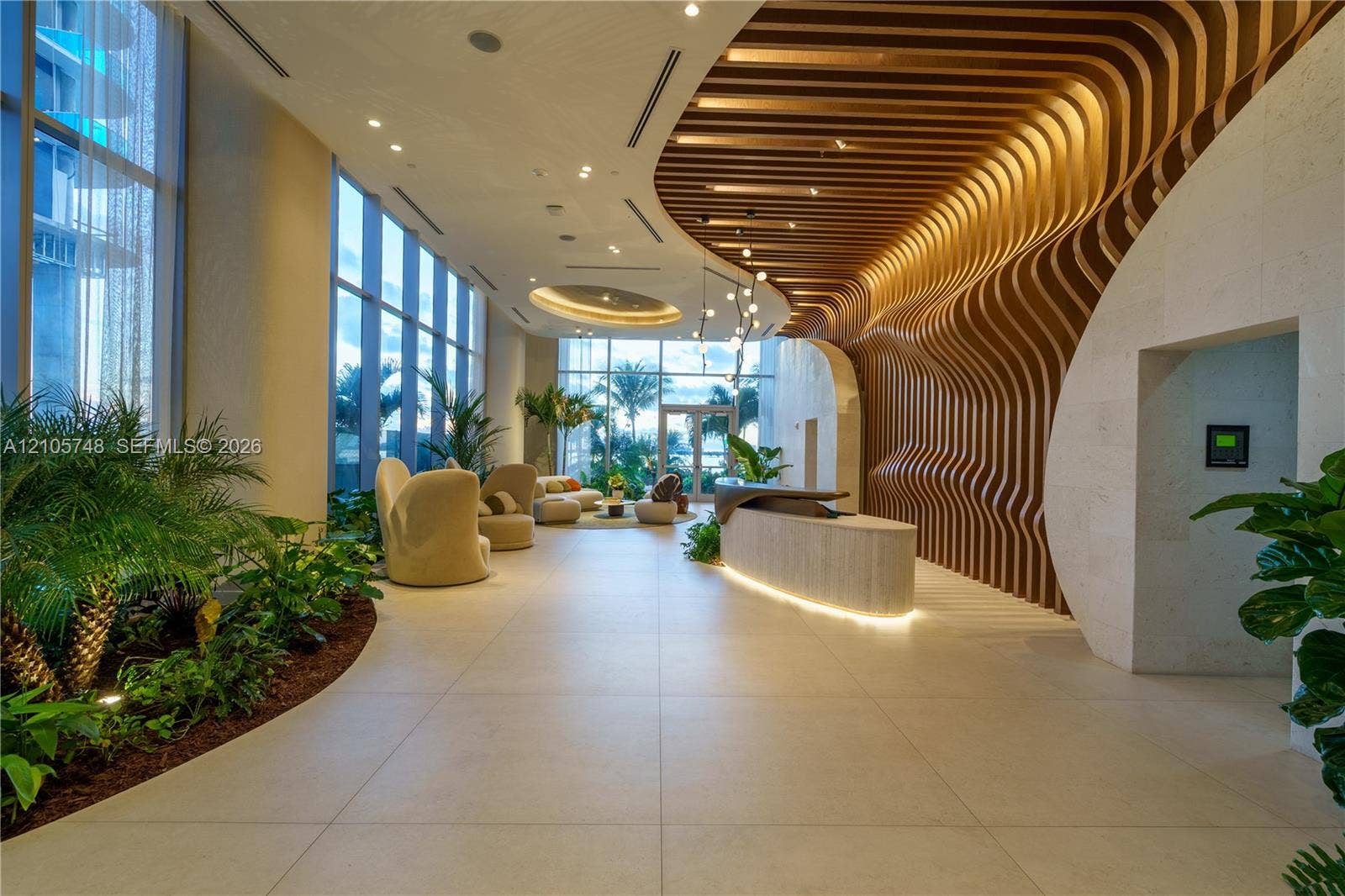 725 NE 24, #5401, Miami, Miami, FL 33137 1st floor lobby