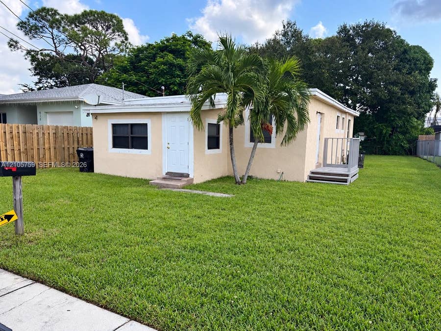Property photo for 824 NW 15th Avenue, #824, Fort Lauderdale, FL