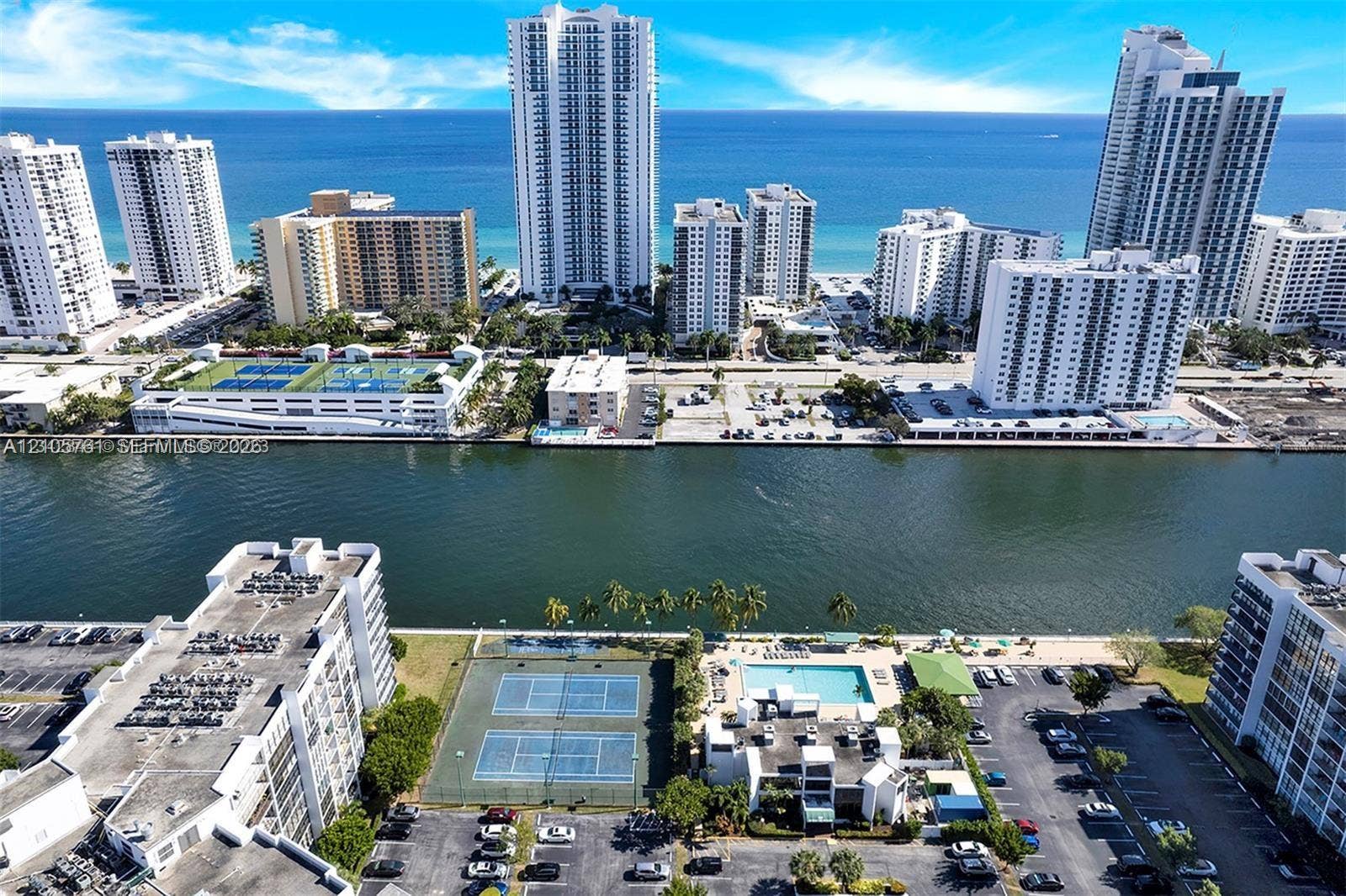 1000 Parkview Drive, #231, Hallandale Beach, Hallandale Beach, FL 33009 Photo 32