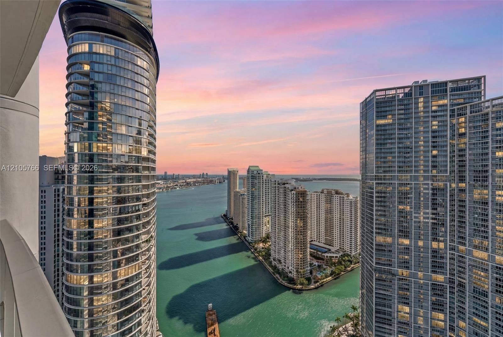 200 Biscayne Boulevard Way, #4408, Miami, FL 33131 View from the terrace over the Miami River to the bay, between the neighboring towers.