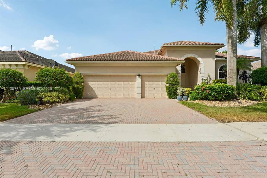 Property photo for 6353 SW 191st Avenue, Pembroke Pines, FL