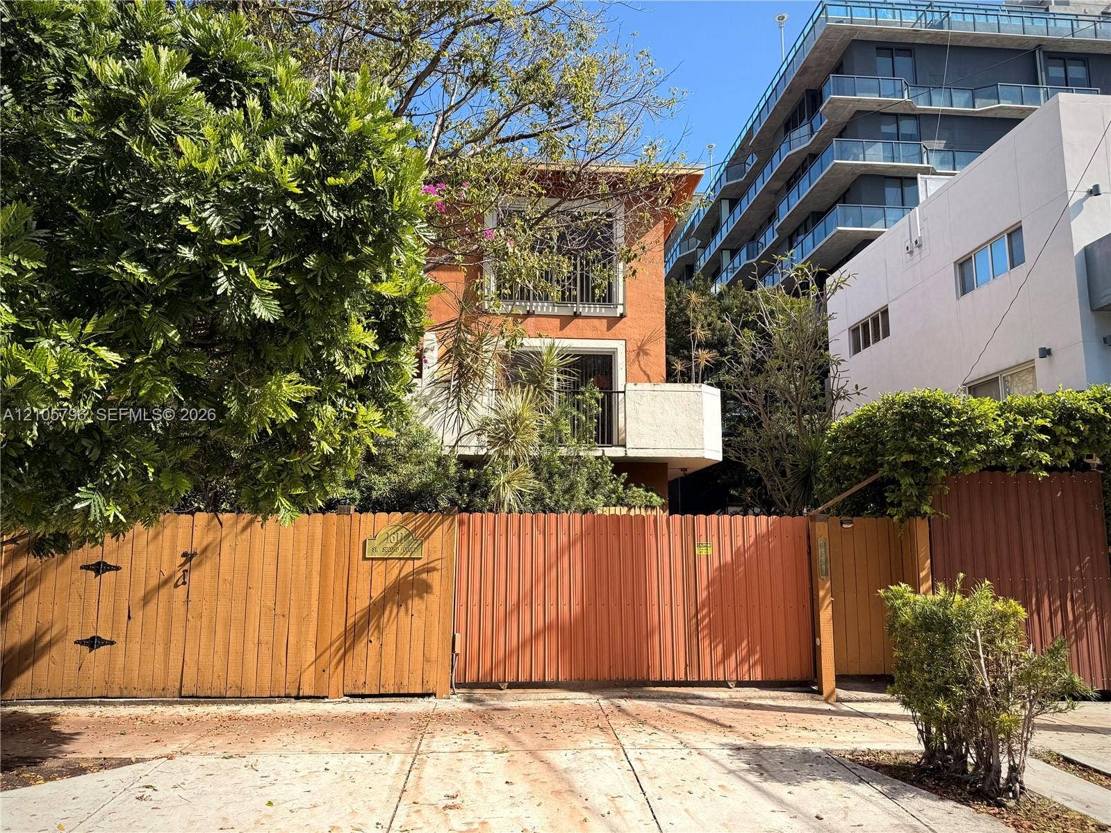 1611 SW 2nd Court, #A111, Miami, FL 33129 Electric gate & pedestrian gate