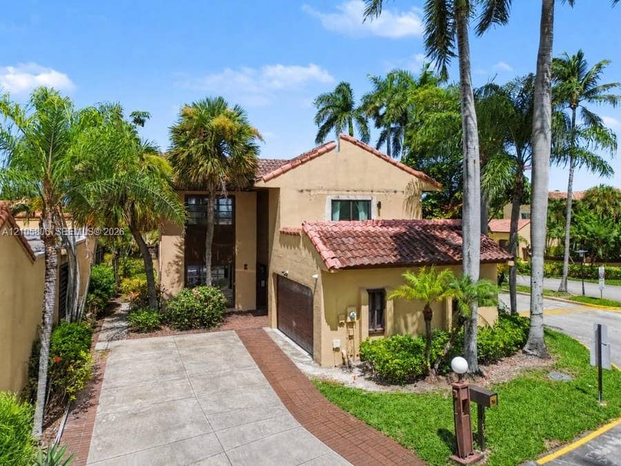 Property photo for 20409 NE 10th Ct Road, Miami, FL