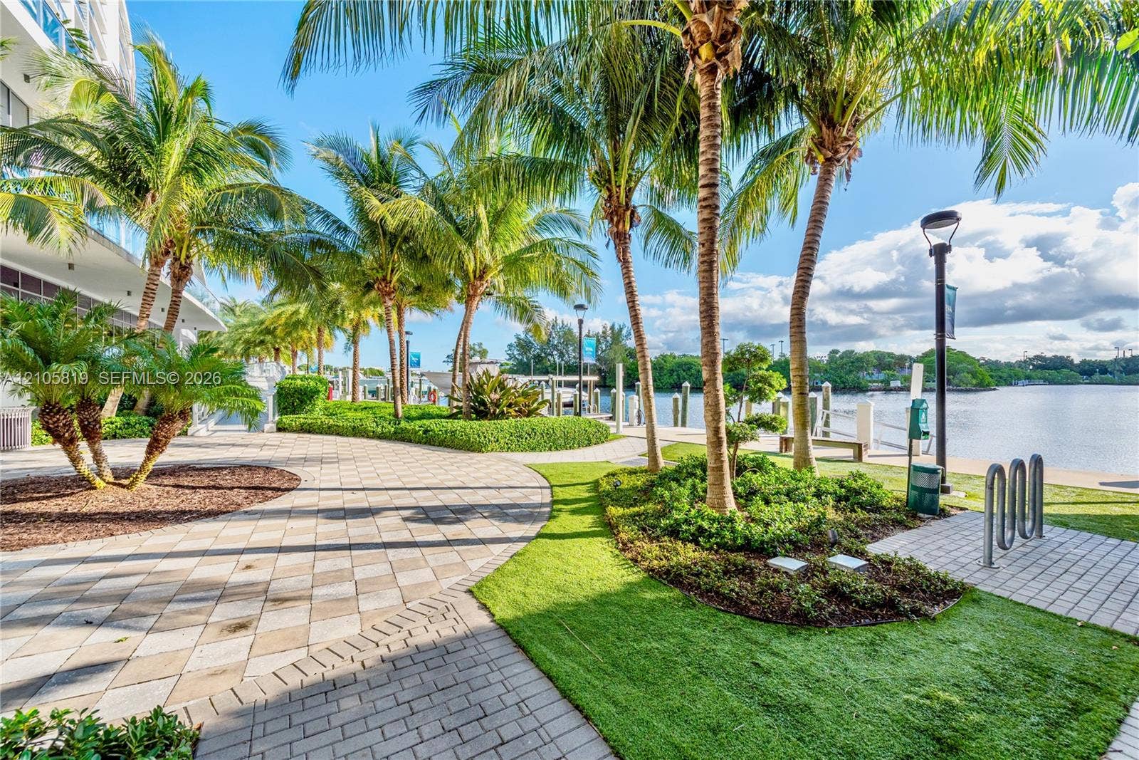 1180 N Federal Highway, #810, Fort Lauderdale, FL 33304 Waterfront Dog Walk with Turf.