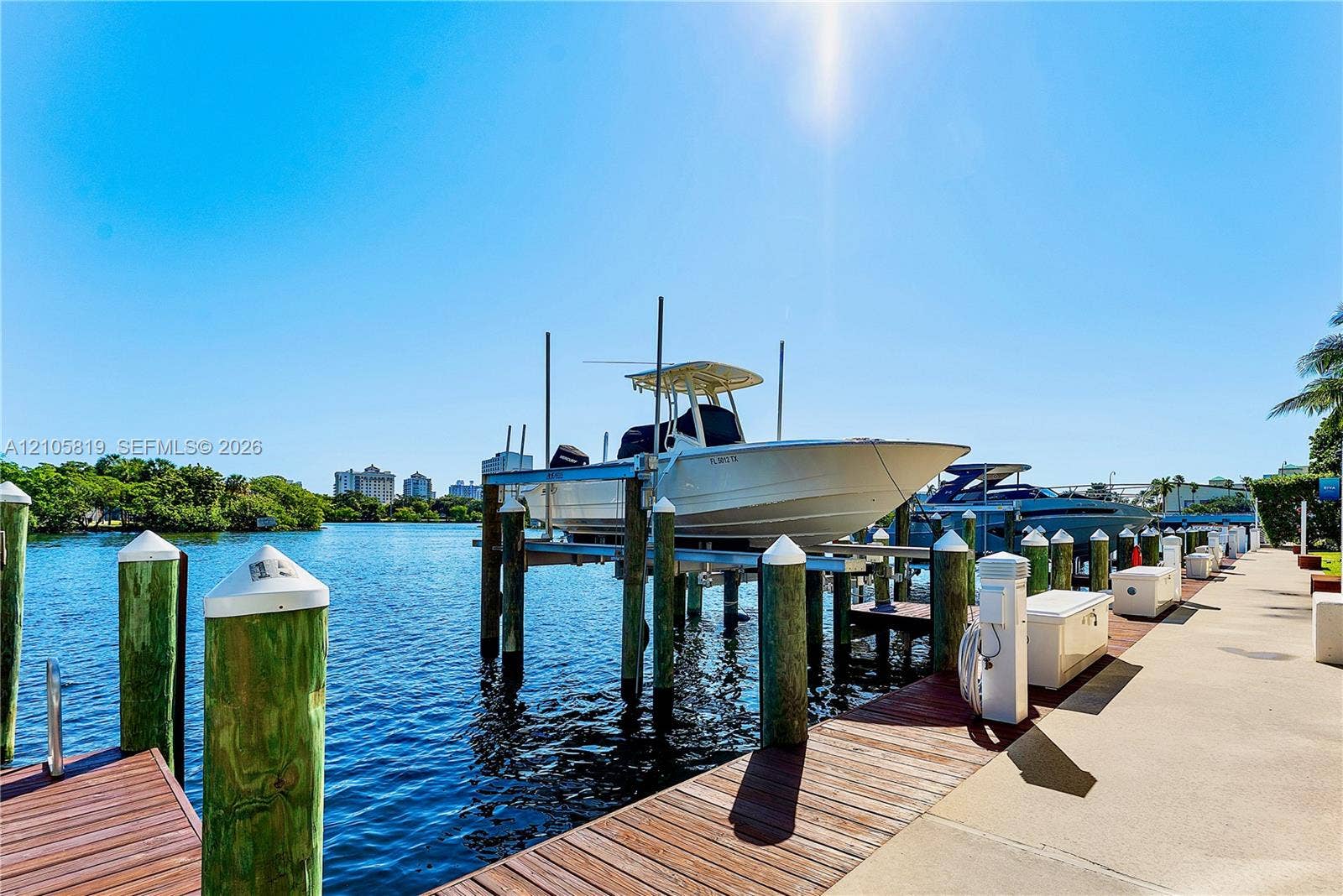 1180 N Federal Highway, #810, Fort Lauderdale, FL 33304 Boat Slip with Lift available for Additional Purchase. 12' Beam accommodating approximately 38' Center Console. Water & Electricity are Provided.