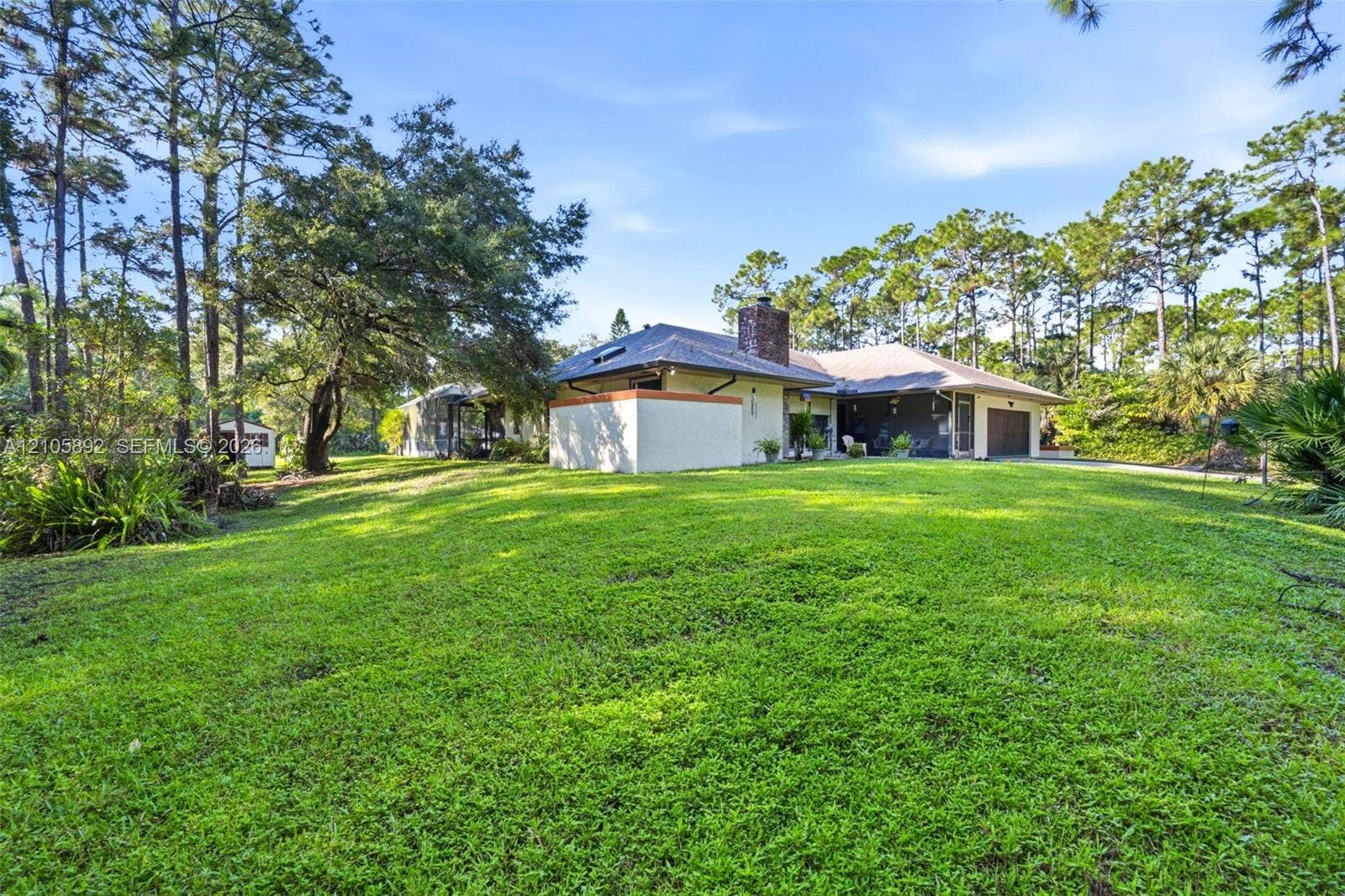 8032 N 155th Place N, Palm Beach Gardens, FL 33418 Photo 3