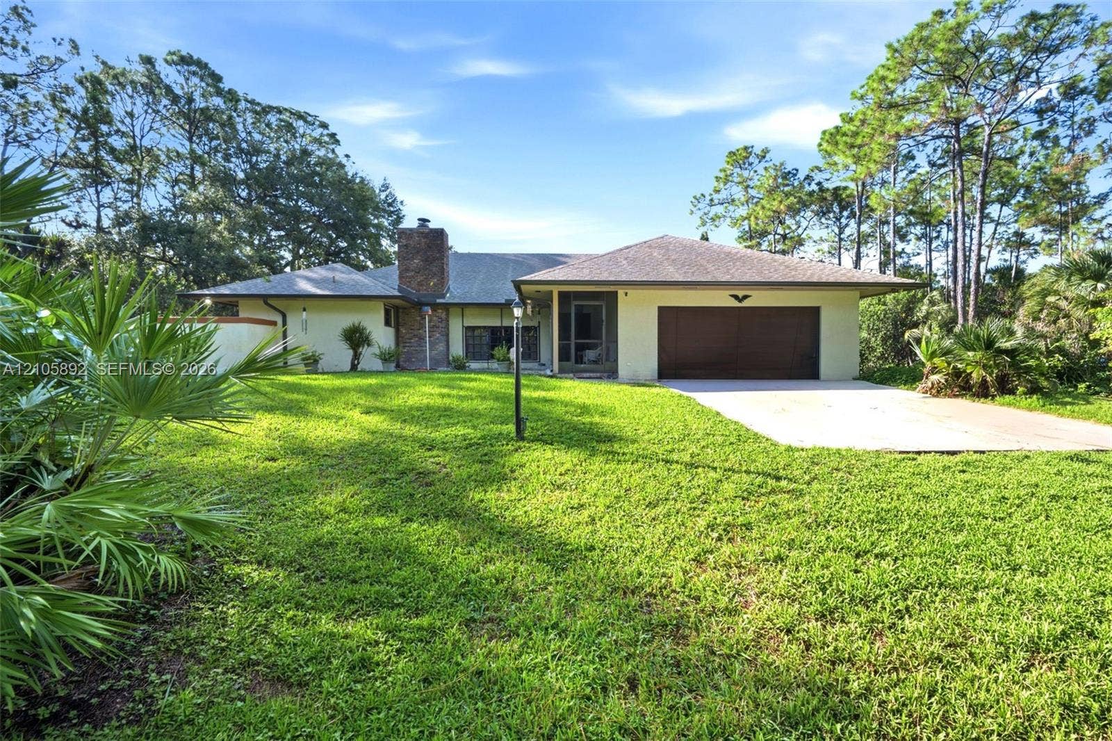 8032 N 155th Place N, Palm Beach Gardens, FL 33418 Photo 2