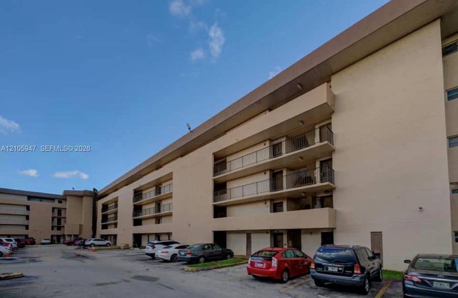 Property photo for 870 NW 87th Avenue, #409, Miami, FL