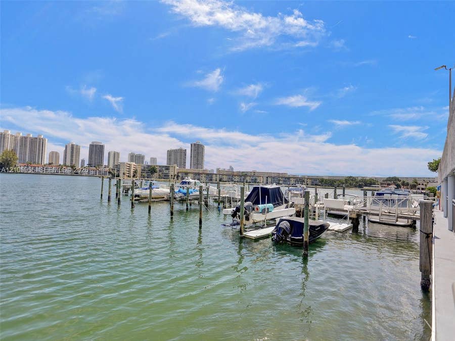 Property photo for 18011 Biscayne Boulevard, #1904, Aventura, FL
