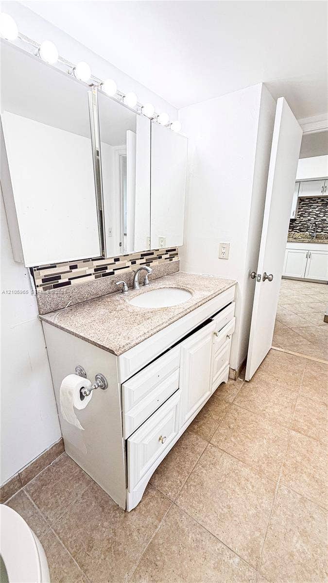 1351 NE Miami Gardens Drive, #1701E, Miami, FL 33179 Photo 12