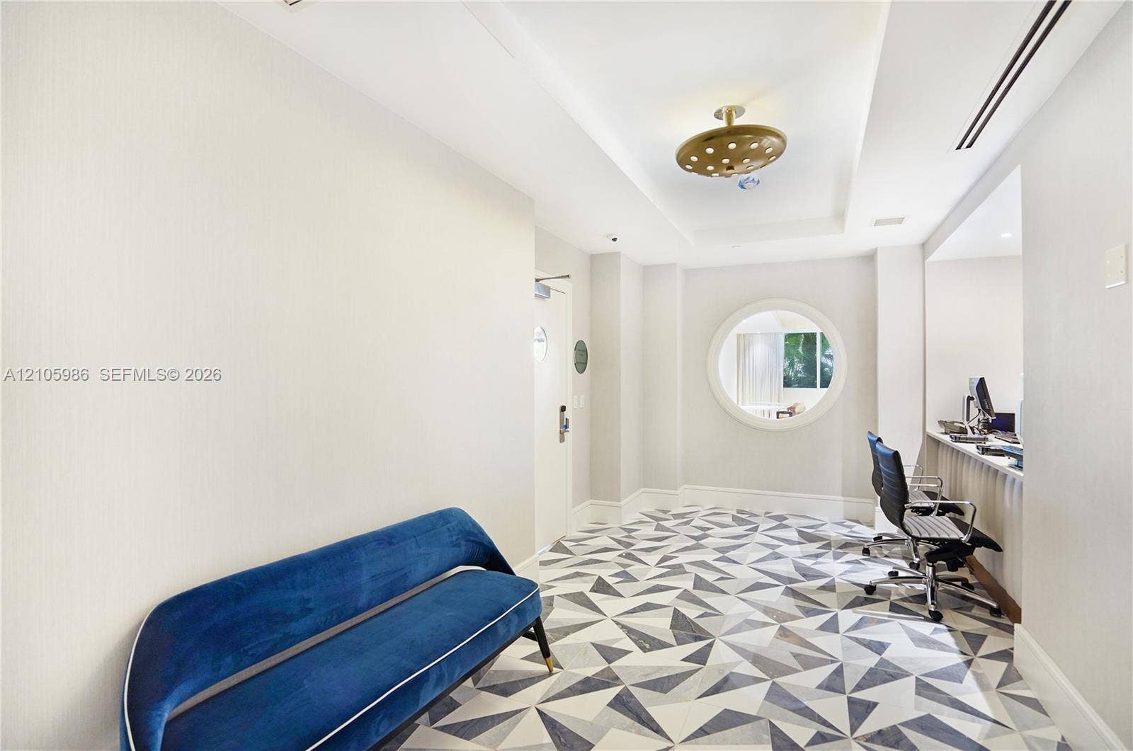 4401 Collins Avenue, #2209, Miami Beach, FL 33140 FB II owner's concierge