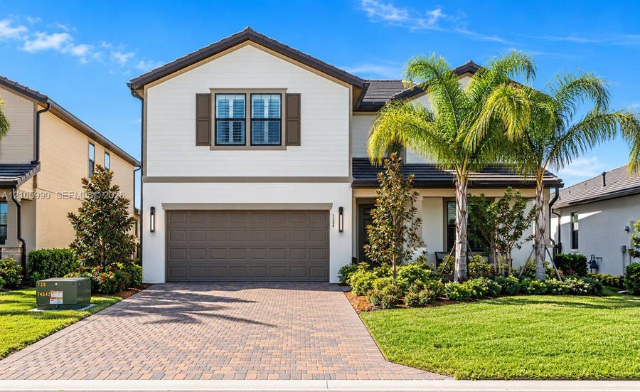 Property photo for 728 SE Boboli Way, Port St Lucie, FL