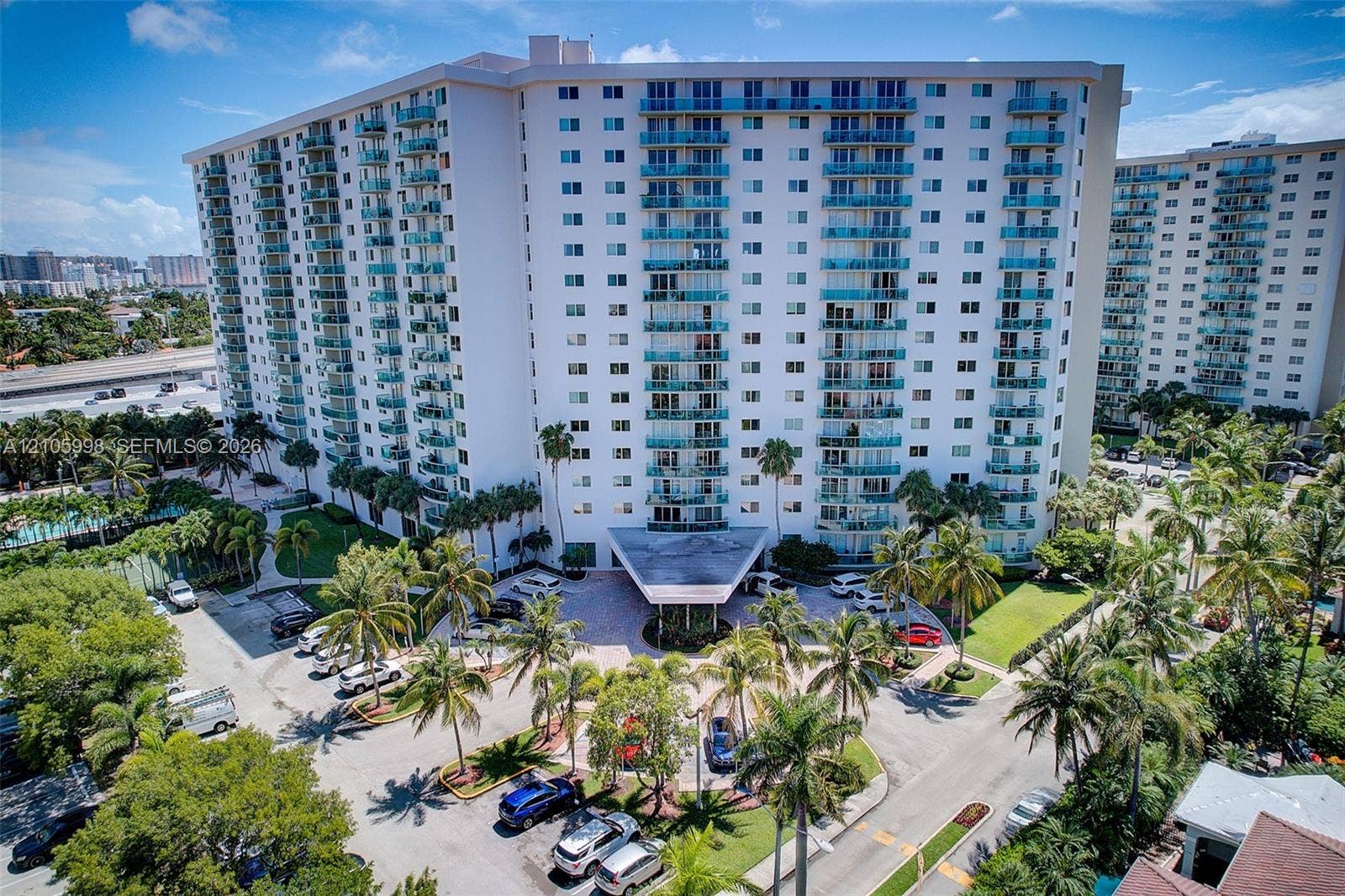 19380 Collins Avenue, #PH-6, Sunny Isles Beach, FL 33160 Photo 39