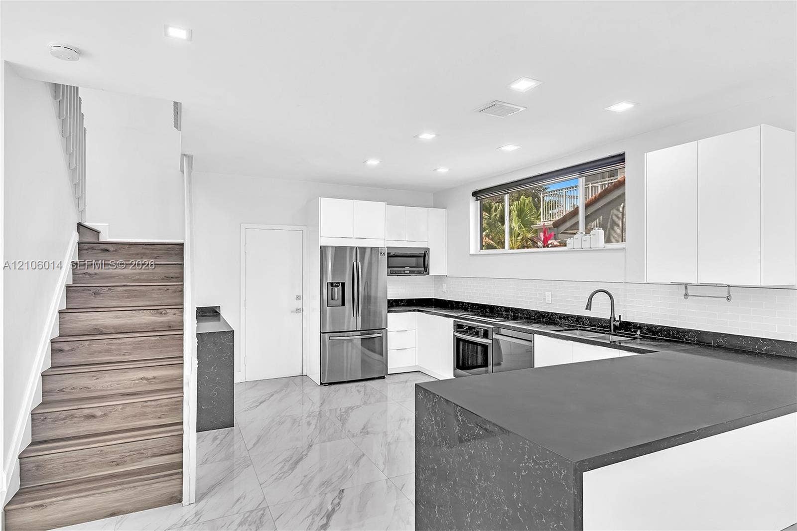 3085 N 36th Avenue, Hollywood, Hollywood, FL 33021 Photo 22