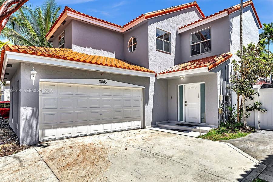 Property photo for 3085 N 36th Avenue, Hollywood, FL